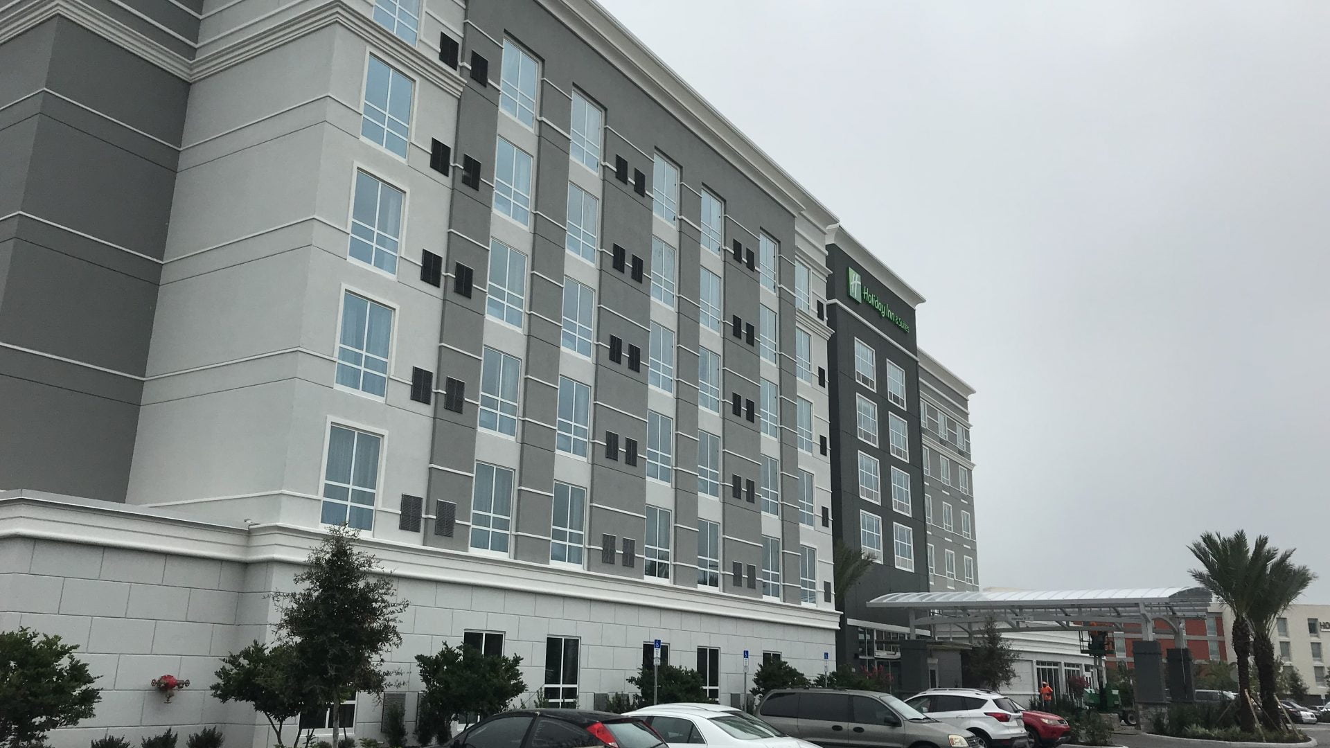 Holiday Inn - Hospitality Project General Contractor